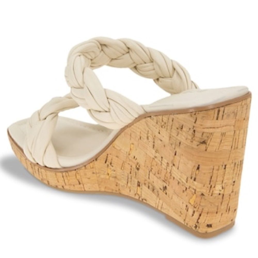 BCBGeneration | Ulana Wedge Sandal - Picture 2 of 9